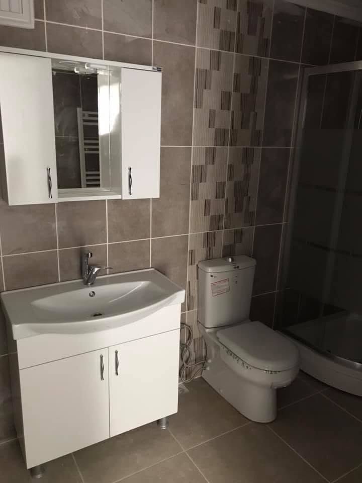 Banyo Giderinde Saç ve Sabun Kalıntıları · ilgili kullanım alanı