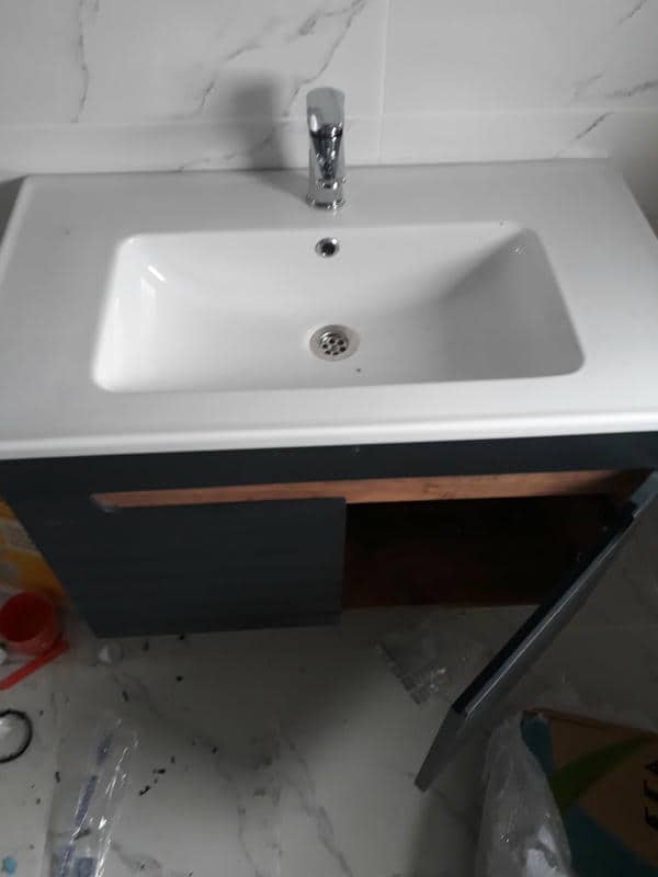 Lavabo gideri açma çalışması